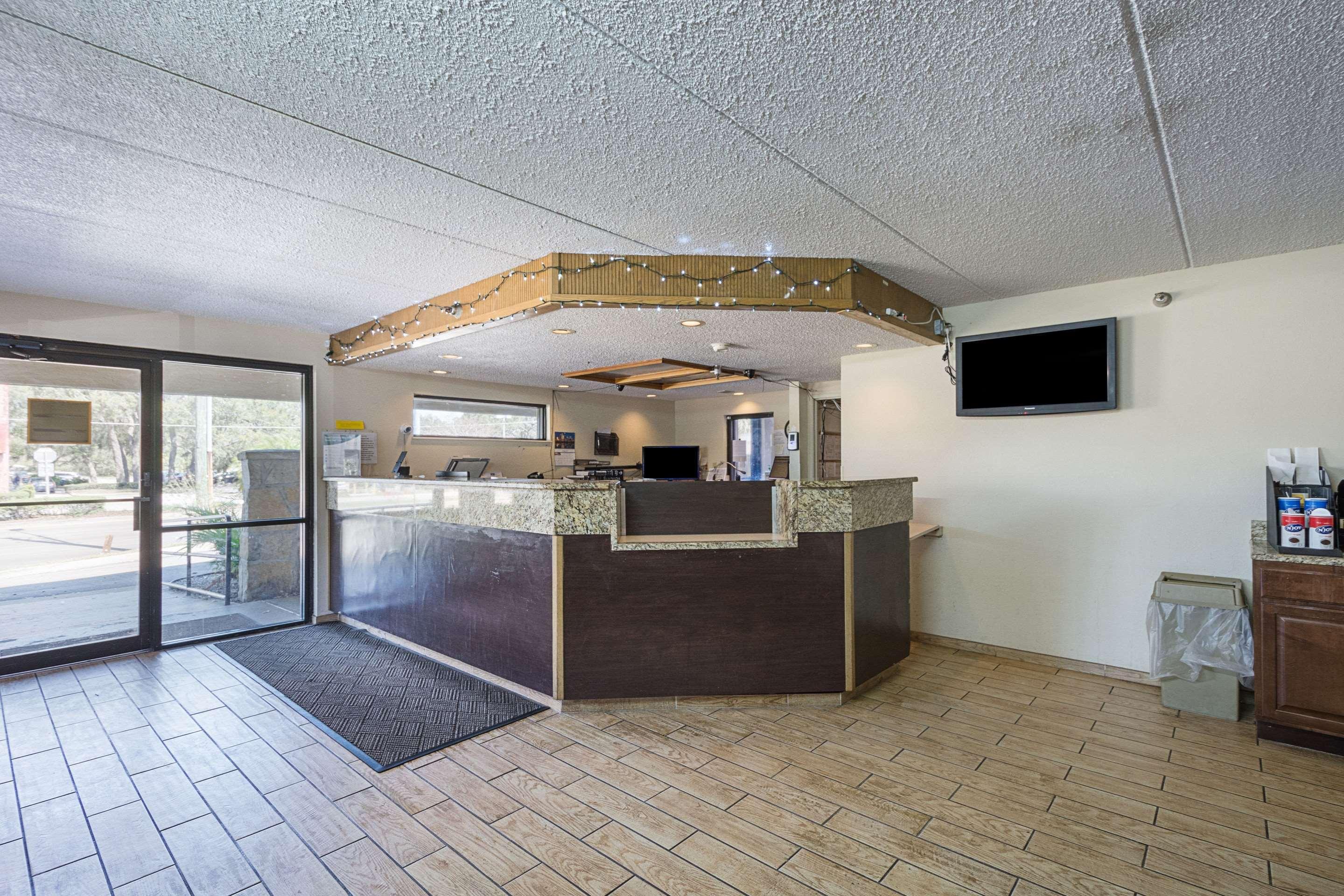 Bay Inn On Busch Tampa Exterior foto